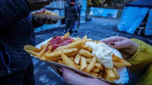 pommes am eisplatz