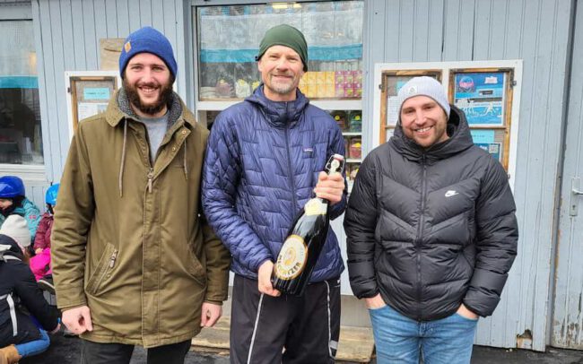 Foto von den Siegern des Turniers: Sebastian Höß, Oliver Balduaf und Michael Wellenberger
