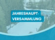 Jahreshauptversammlung Ankündigung vor einem winterlichen Kunsteisstadion mit umgebenden Bäumen.